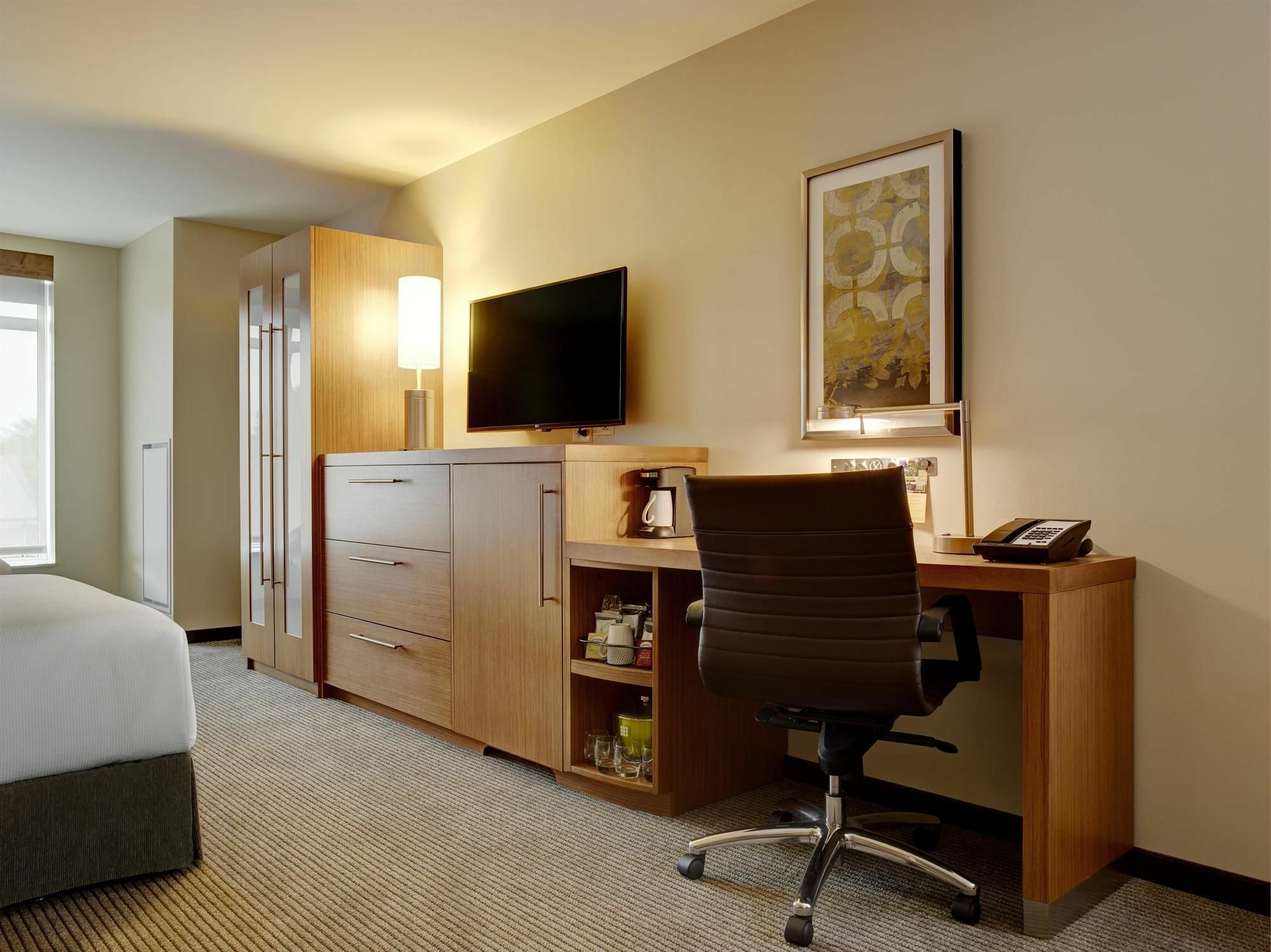 Hyatt Place Arlington Courthouse Bagian luar foto